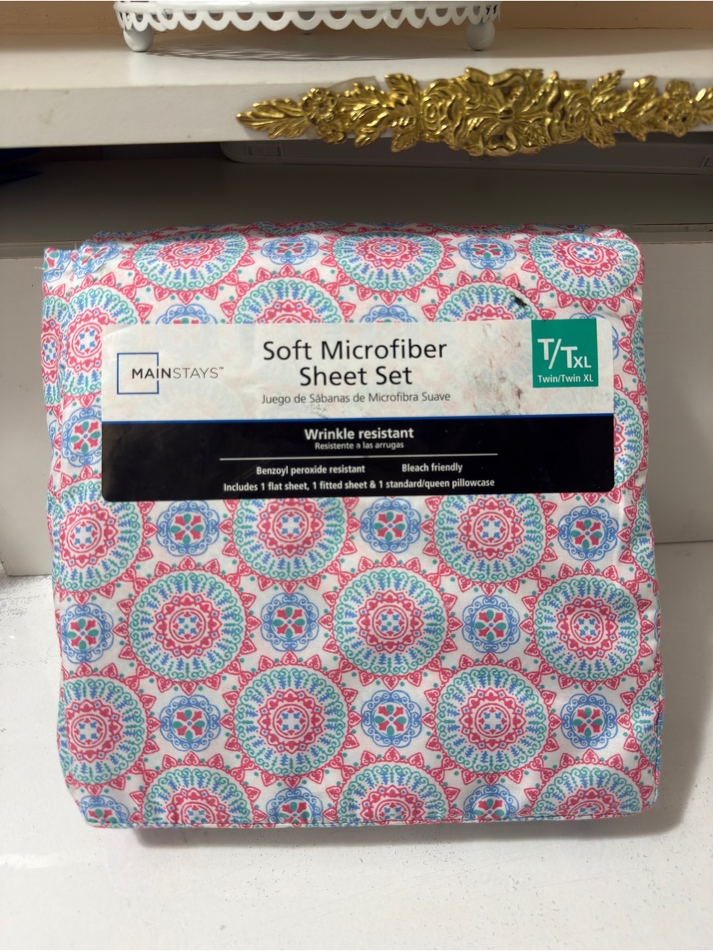 Mainstays Soft Microfiber Sheet Set - Pink & Blue Medallion (Twin/Twin XL)